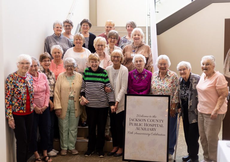 Auxiliary group